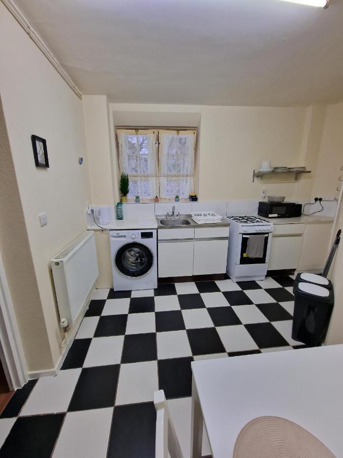 Waterloo - Zone 1 - Spacious One Bedroom Flat London Kültér fotó